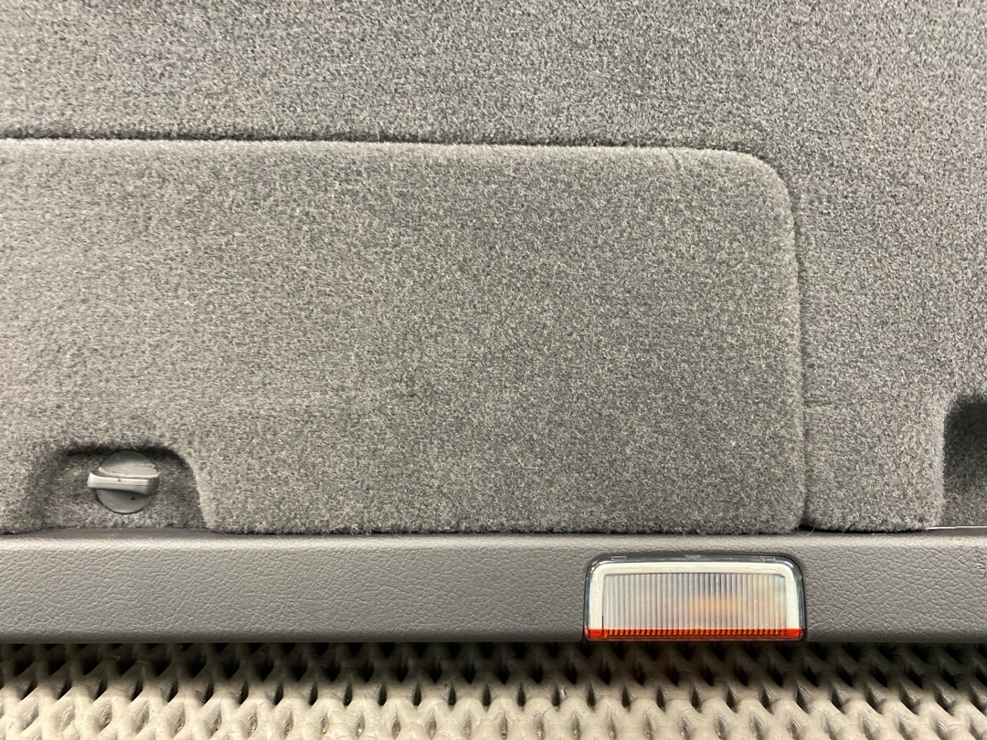 Обшивка крышки багажника, 2280 рублей, Красноярск