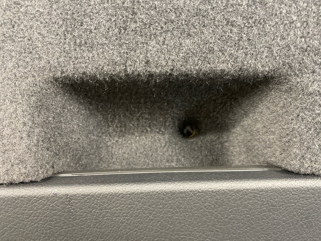 Обшивка крышки багажника, 2280 рублей, Красноярск