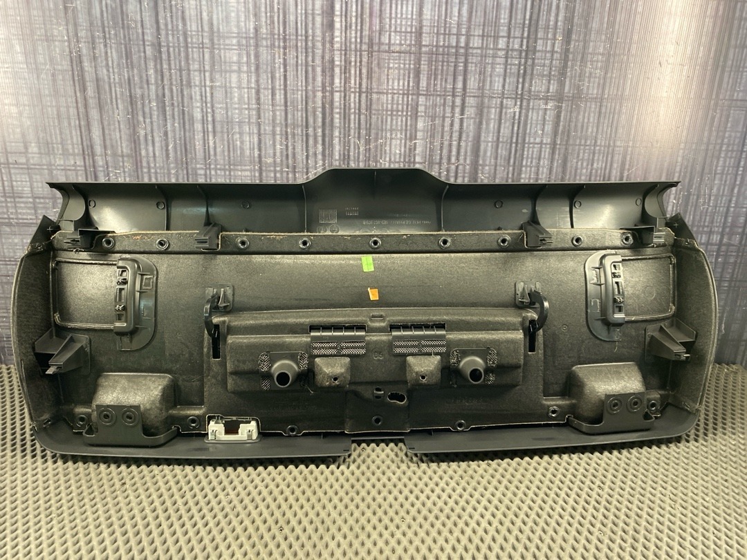 Обшивка крышки багажника, 2280 рублей, Красноярск