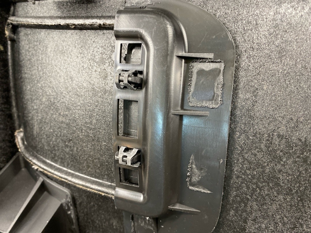 Обшивка крышки багажника, 2280 рублей, Красноярск