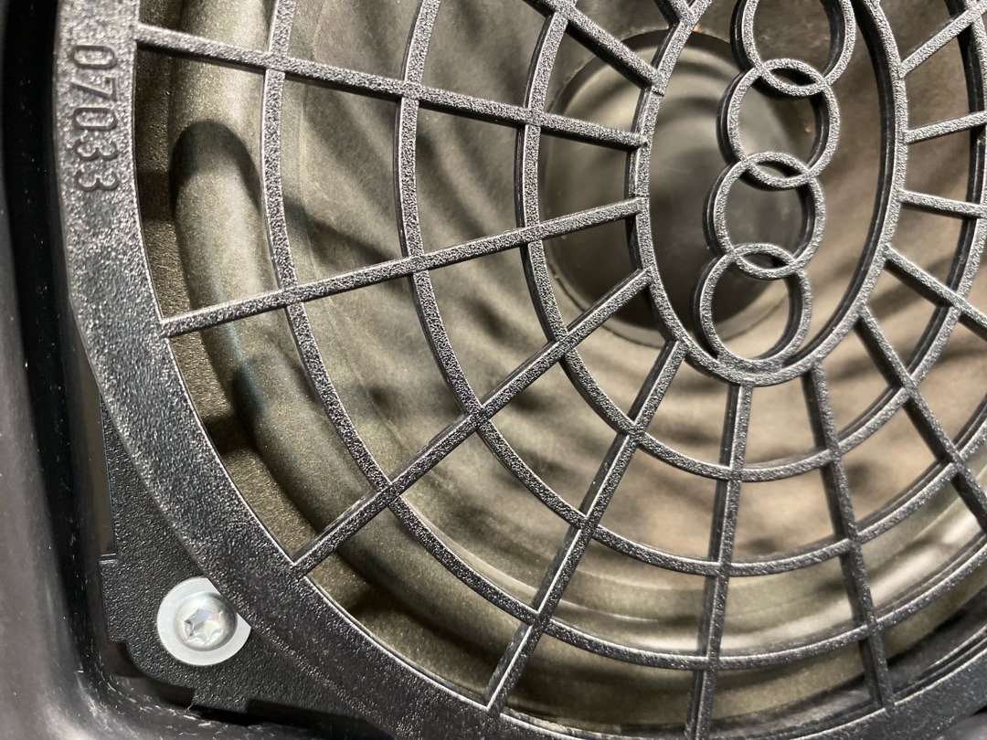 Сабвуфер, 3040 рублей, Красноярск