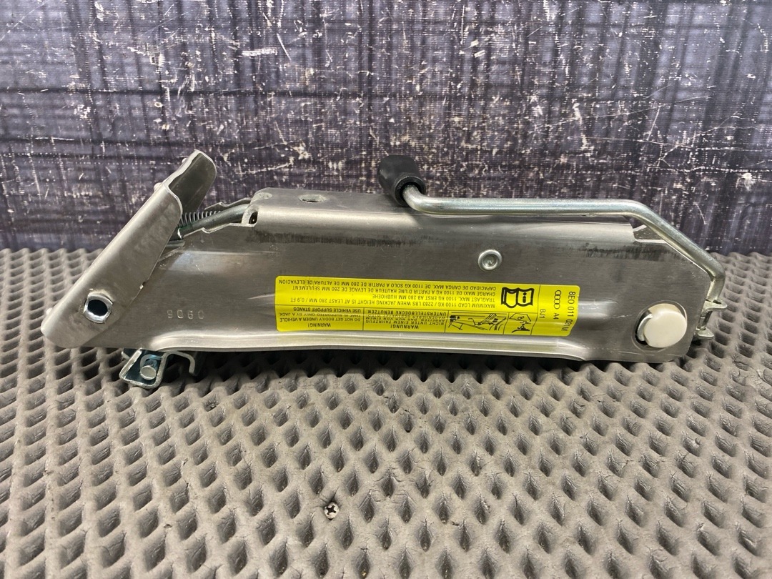 Домкрат, 2970 рублей, Красноярск