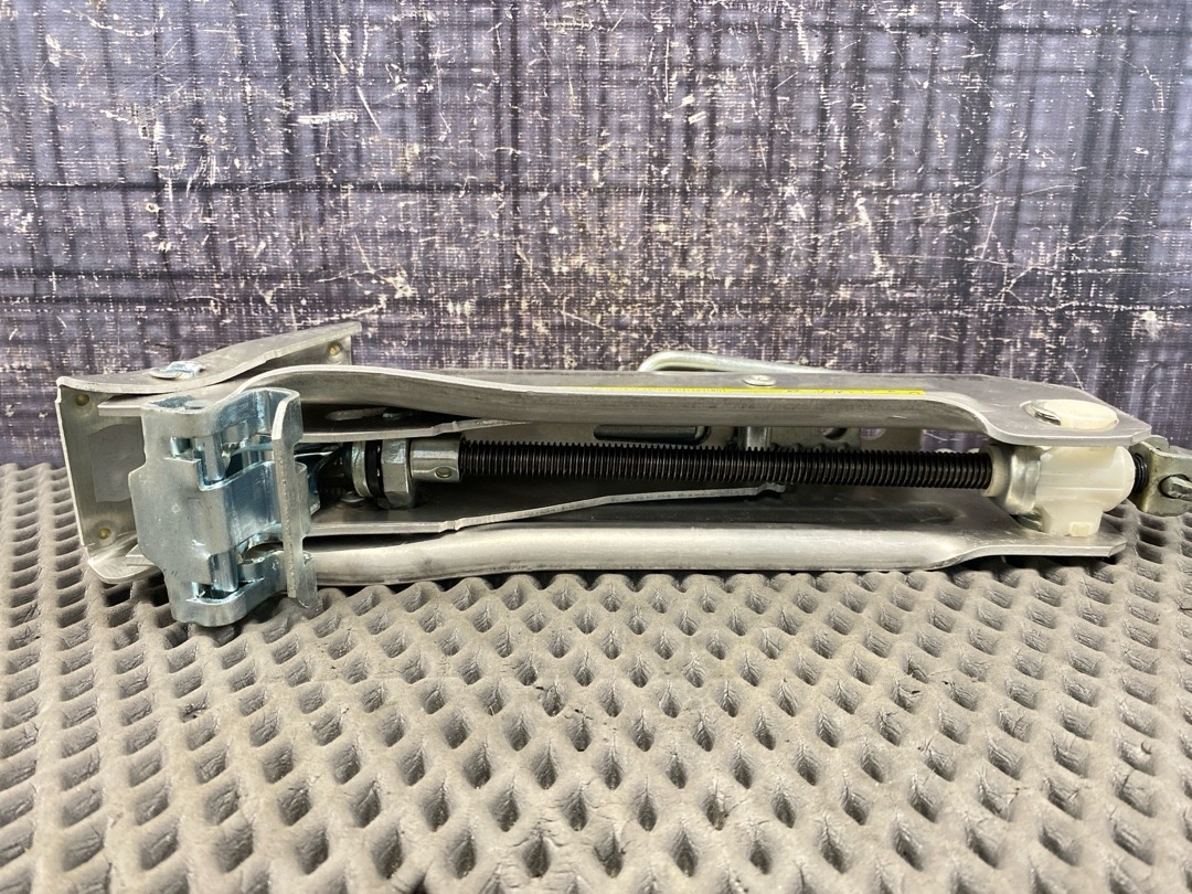 Домкрат, 2970 рублей, Красноярск