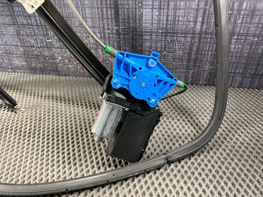 Стеклоподъемник, 2460 рублей, Красноярск