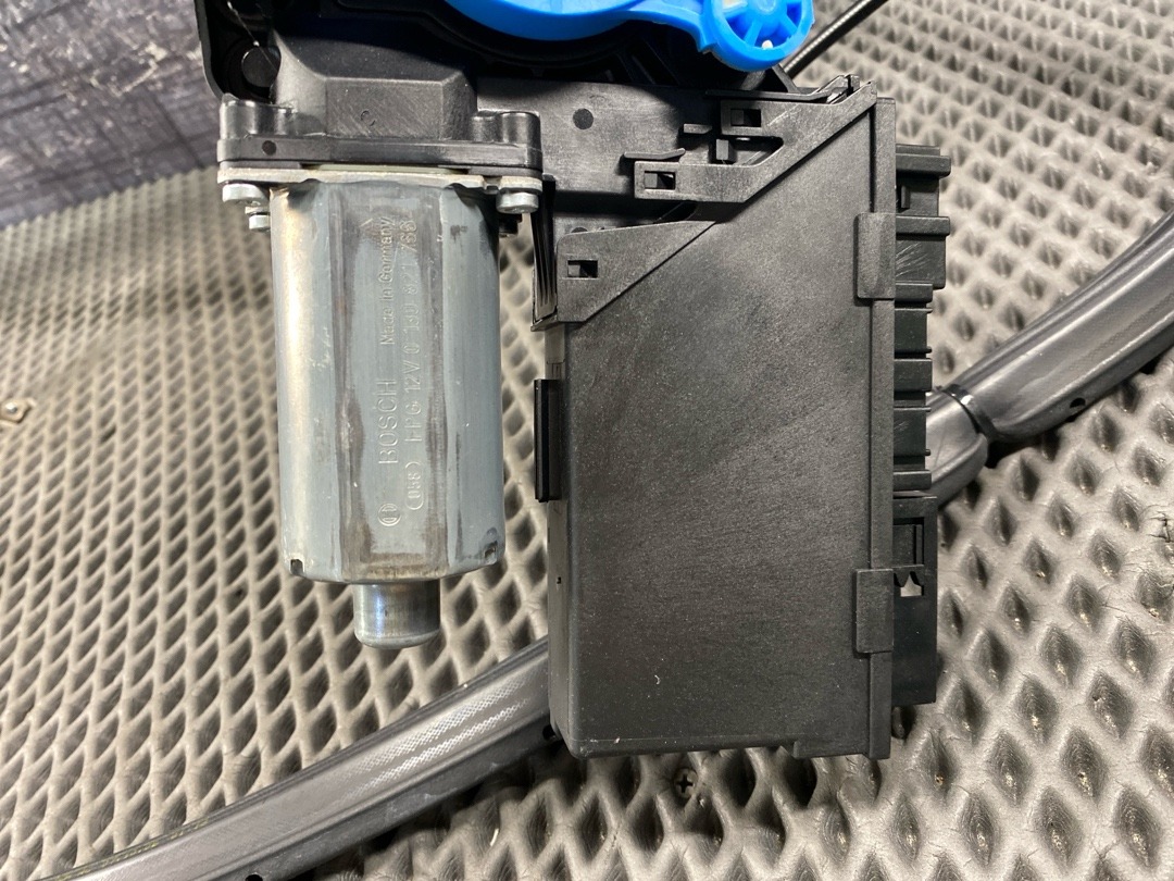 Стеклоподъемник, 2460 рублей, Красноярск