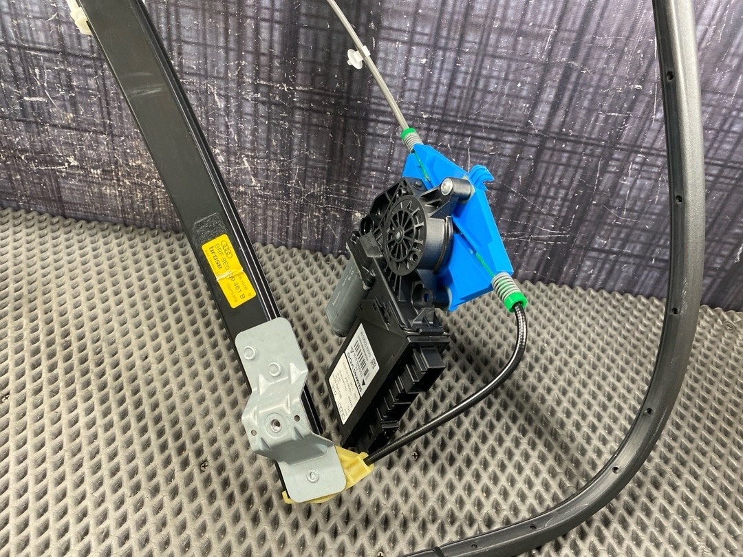 Стеклоподъемник, 2460 рублей, Красноярск