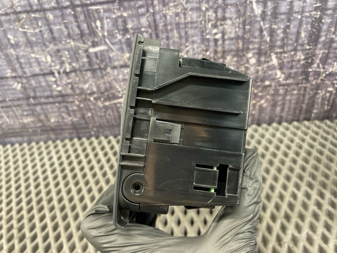 Блок управления климат-контролем, 9230 рублей, Красноярск