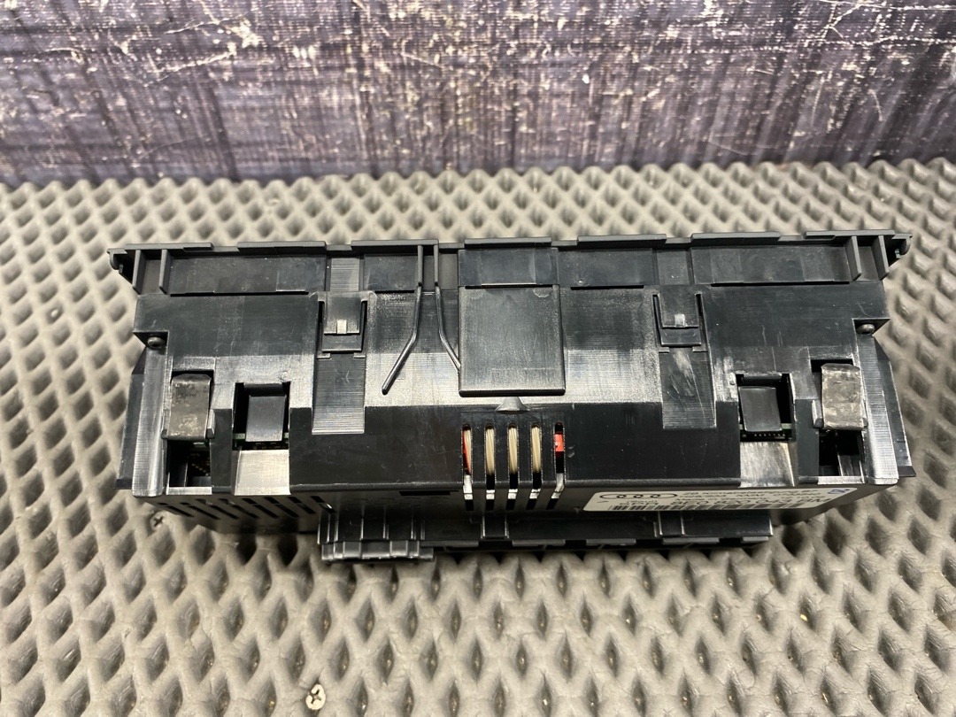 Блок управления климат-контролем, 9230 рублей, Красноярск