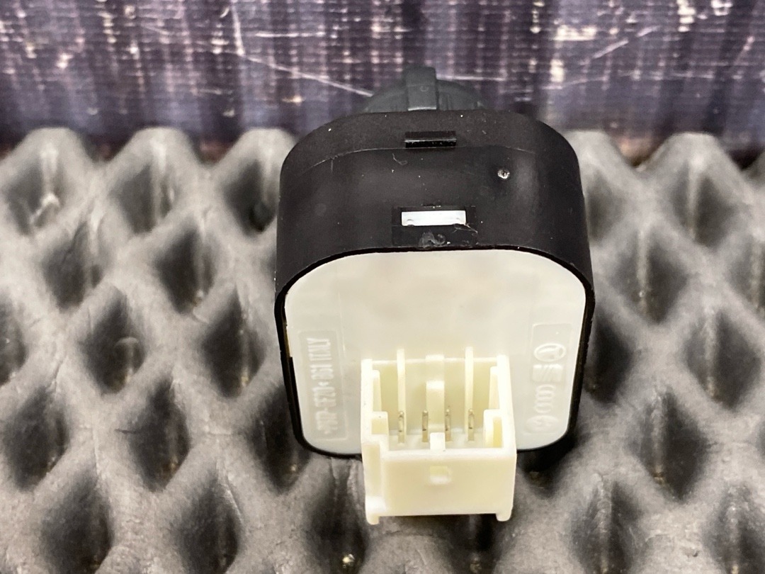 Кнопка регулировки зеркал, 1680 рублей, Красноярск