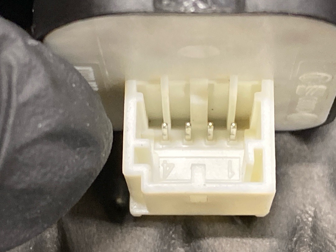 Кнопка регулировки зеркал, 1680 рублей, Красноярск