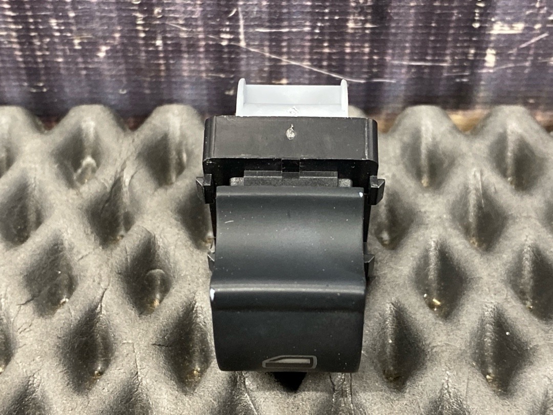 Кнопка стеклоподъемника, 570 рублей, Красноярск