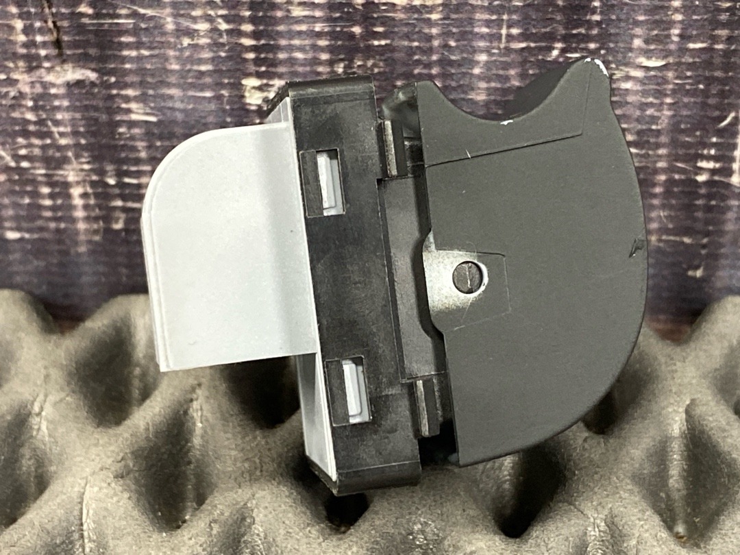 Кнопка стеклоподъемника, 570 рублей, Красноярск