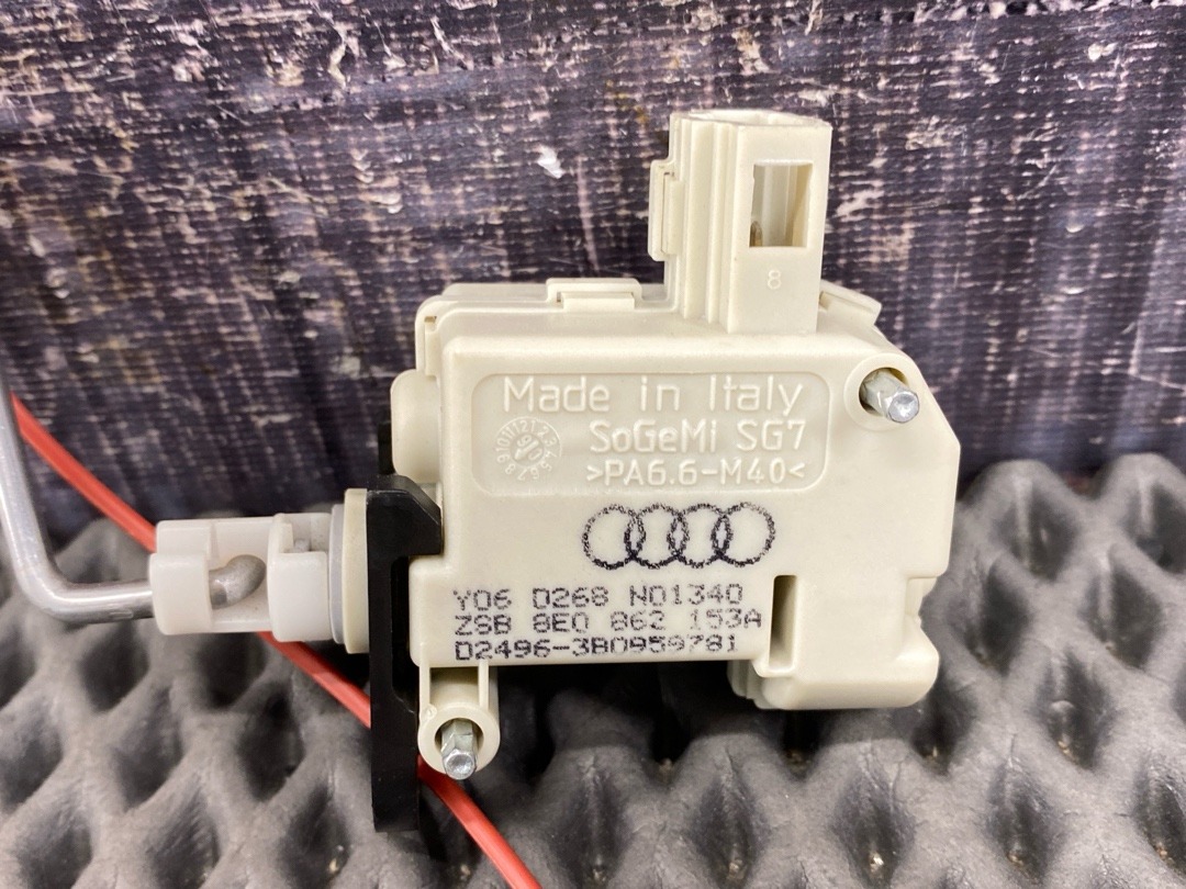 Замок лючка бензобака, 930 рублей, Красноярск