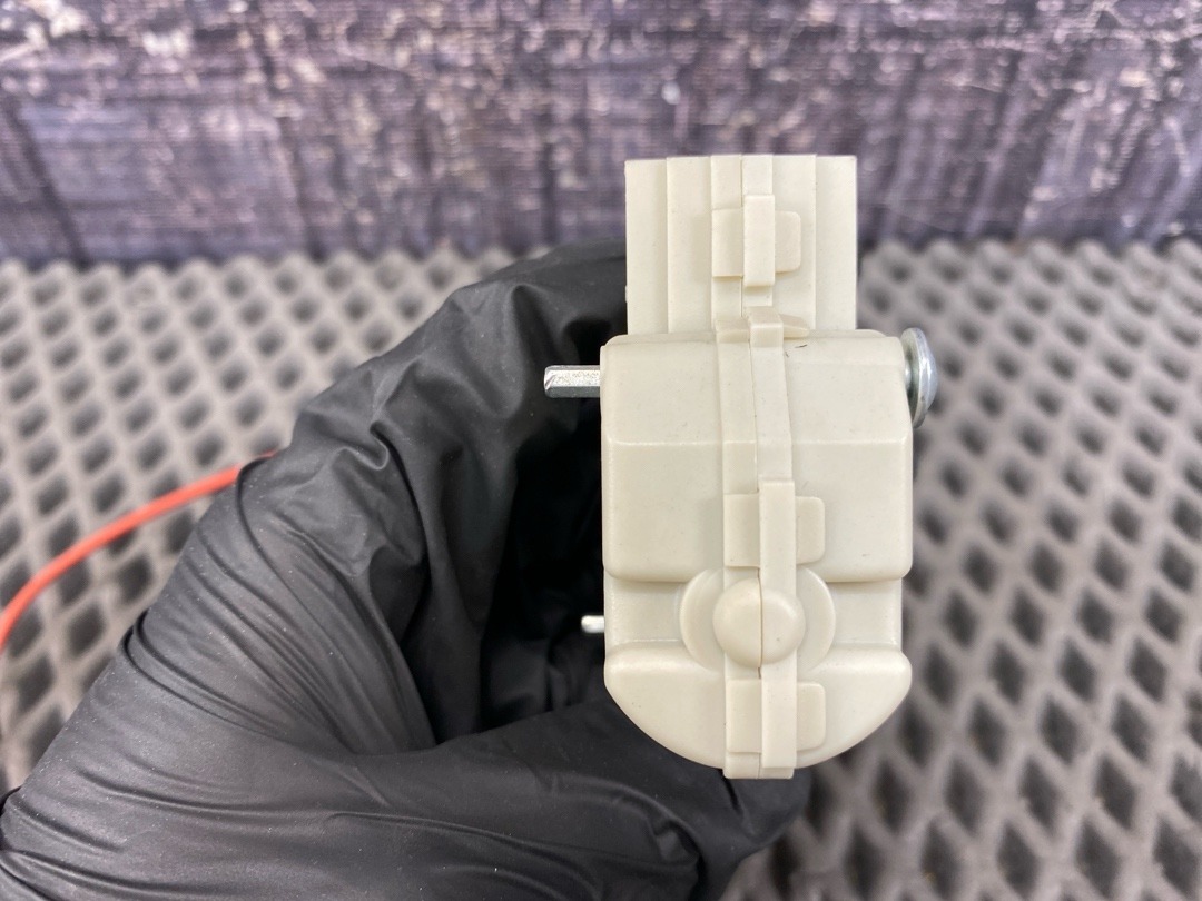 Замок лючка бензобака, 930 рублей, Красноярск