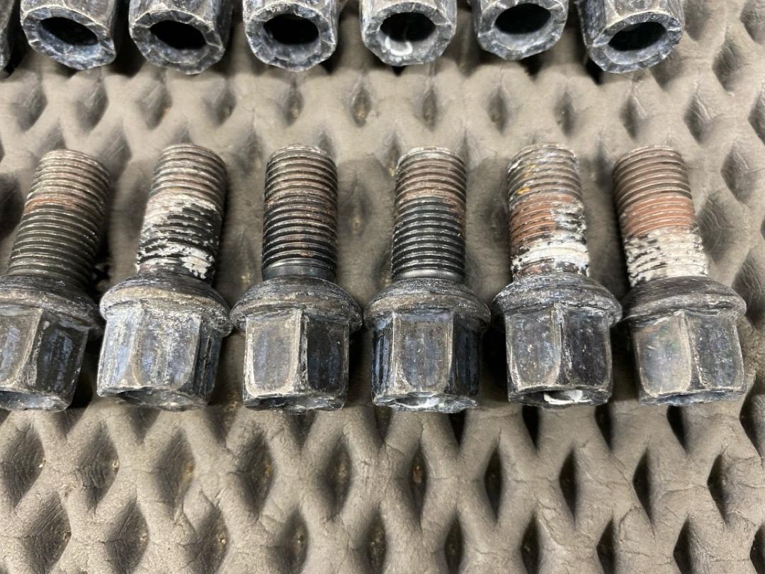 Комплект колесных болтов, 3340 рублей, Красноярск