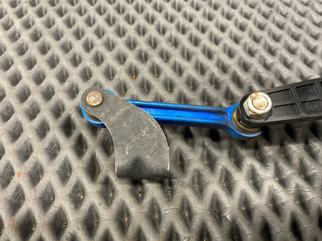 Датчик уровня подвески, 4360 рублей, Красноярск