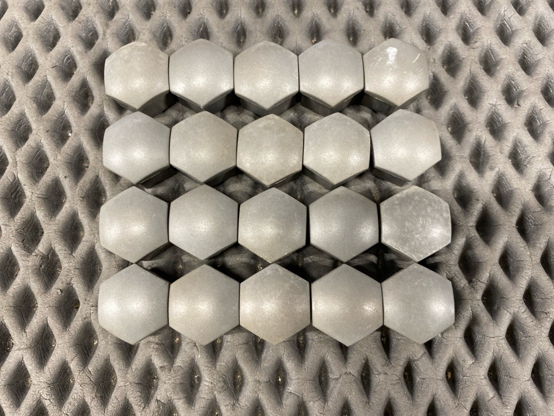 Комплект колесных болтов, 3340 рублей, Красноярск