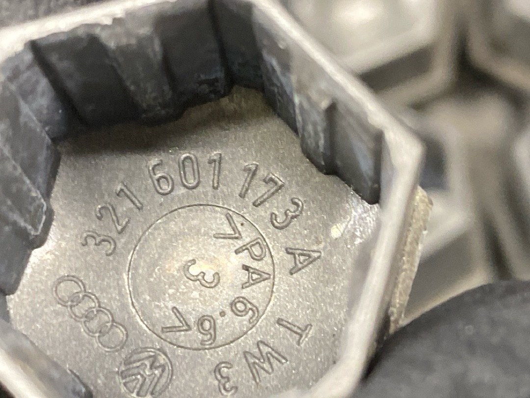 Комплект колесных болтов, 3340 рублей, Красноярск