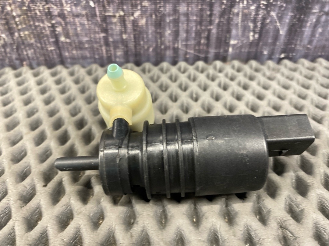 Мотор бачка стеклоомывателя, 970 рублей, Красноярск