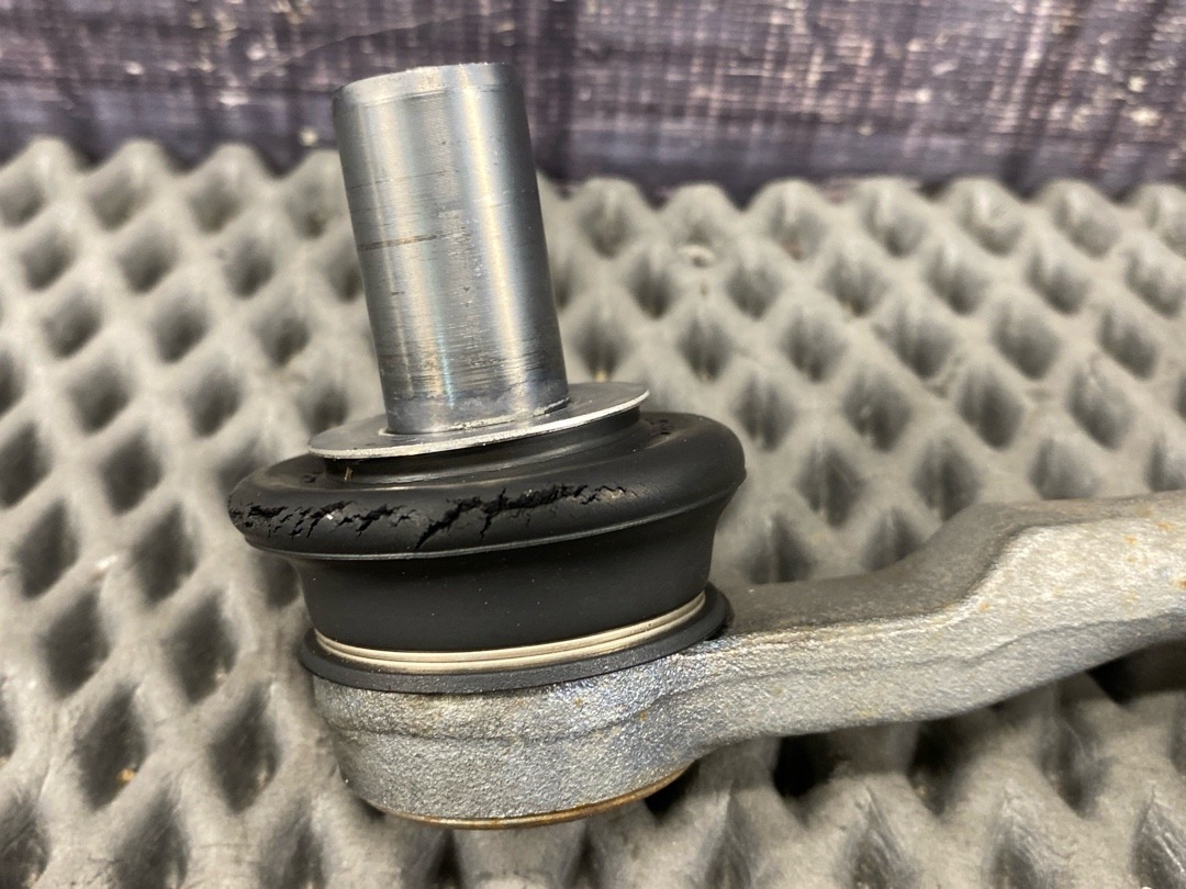 Тяга рулевая с наконечником, 1860 рублей, Красноярск