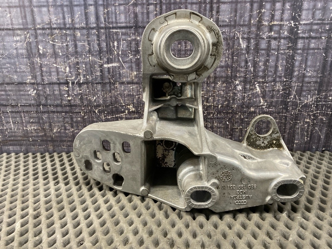 Кронштейн двигателя, 1330 рублей, Красноярск