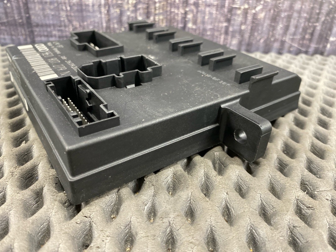 Блок управления бортовой сети, 2730 рублей, Красноярск