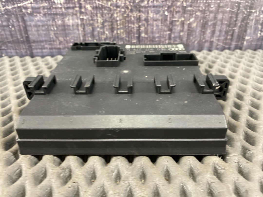 Блок управления бортовой сети, 2730 рублей, Красноярск