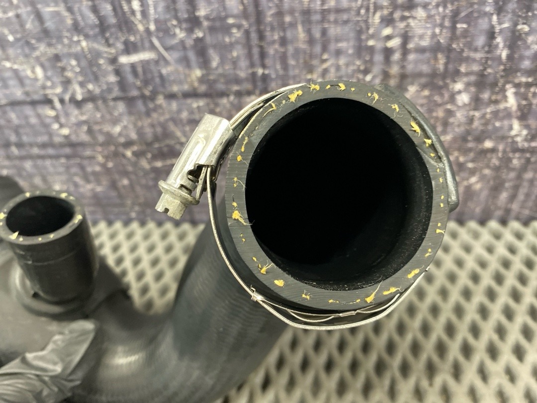 Патрубок интеркуллера, 2210 рублей, Красноярск