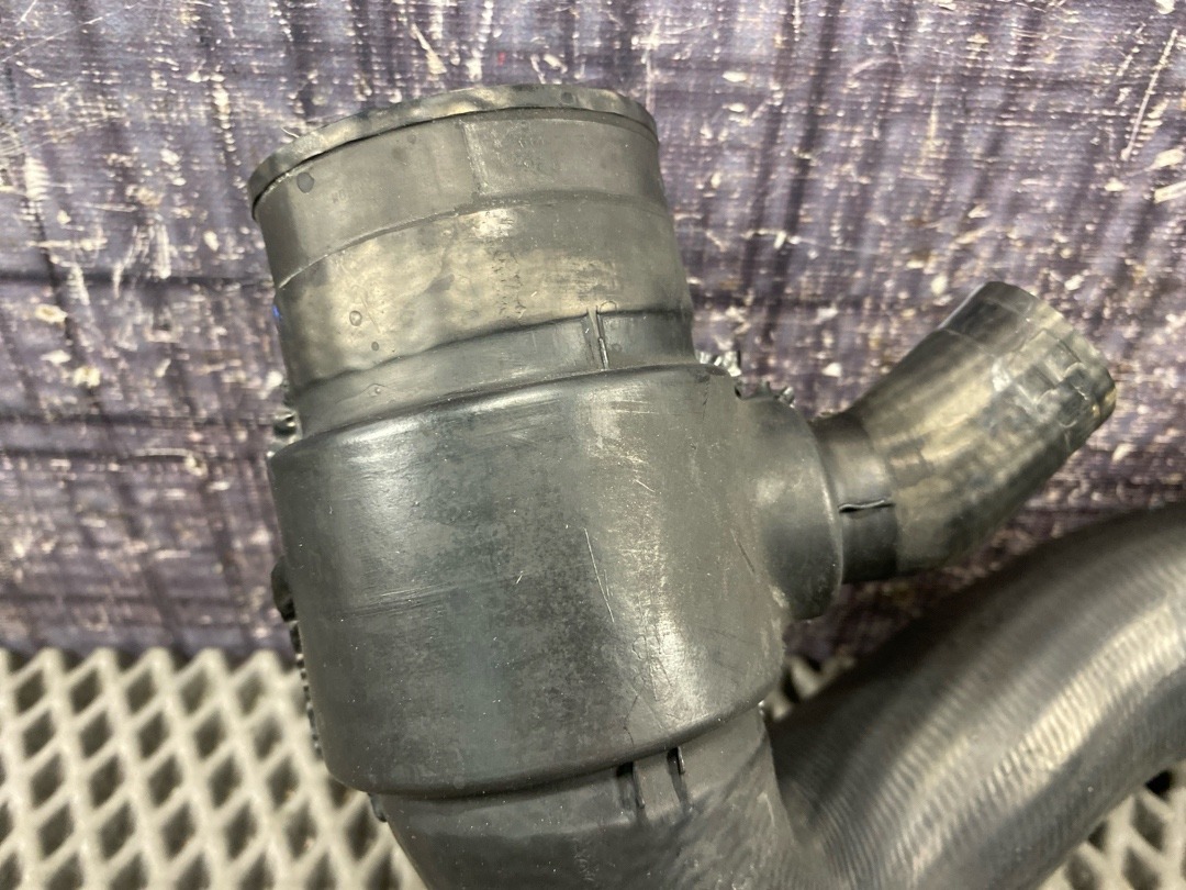 Патрубок интеркуллера, 2210 рублей, Красноярск