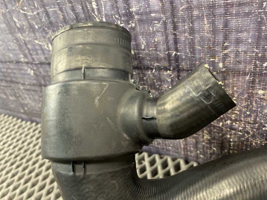 Патрубок интеркуллера, 2210 рублей, Красноярск