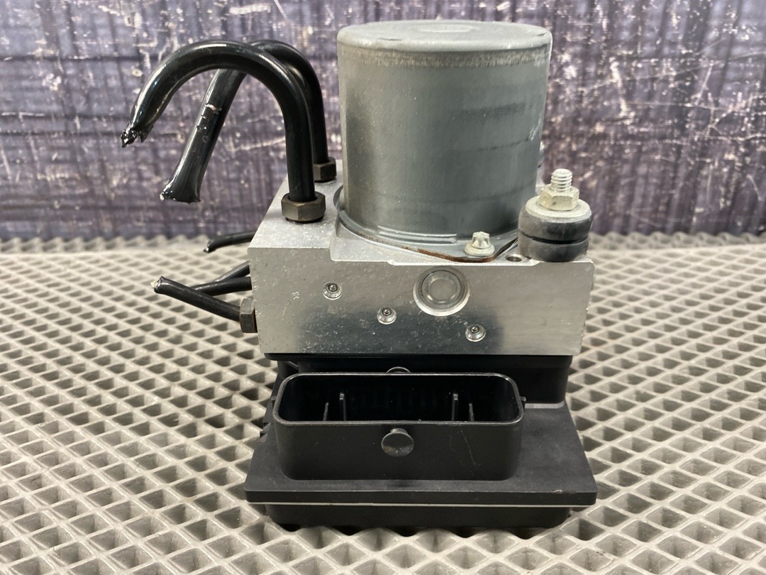 Блок ABS, 7040 рублей, Красноярск