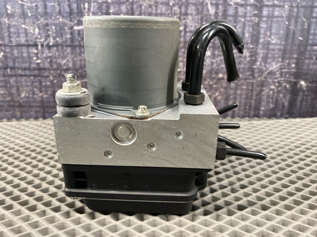 Блок ABS, 7040 рублей, Красноярск