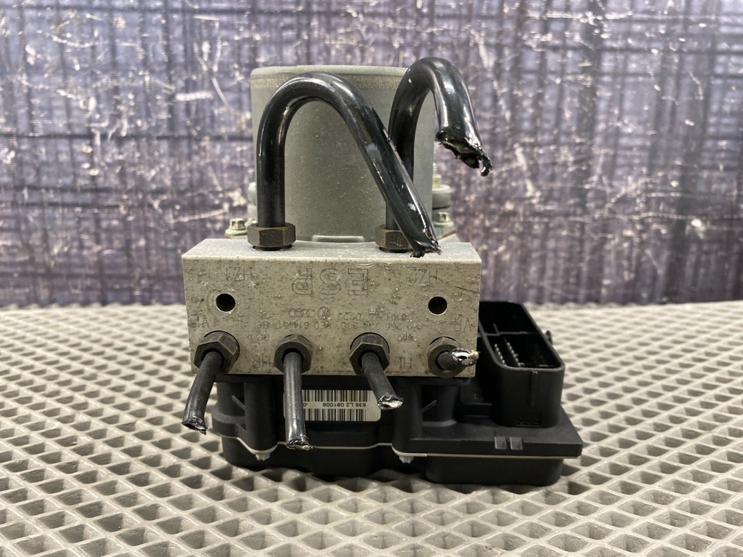 Блок ABS, 7040 рублей, Красноярск