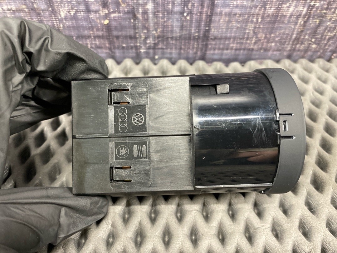 Переключатель света, 2310 рублей, Красноярск