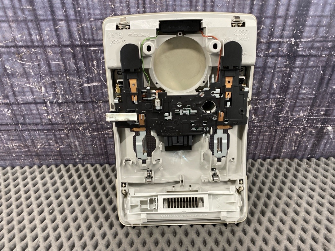 Плафон салона, 1460 рублей, Красноярск