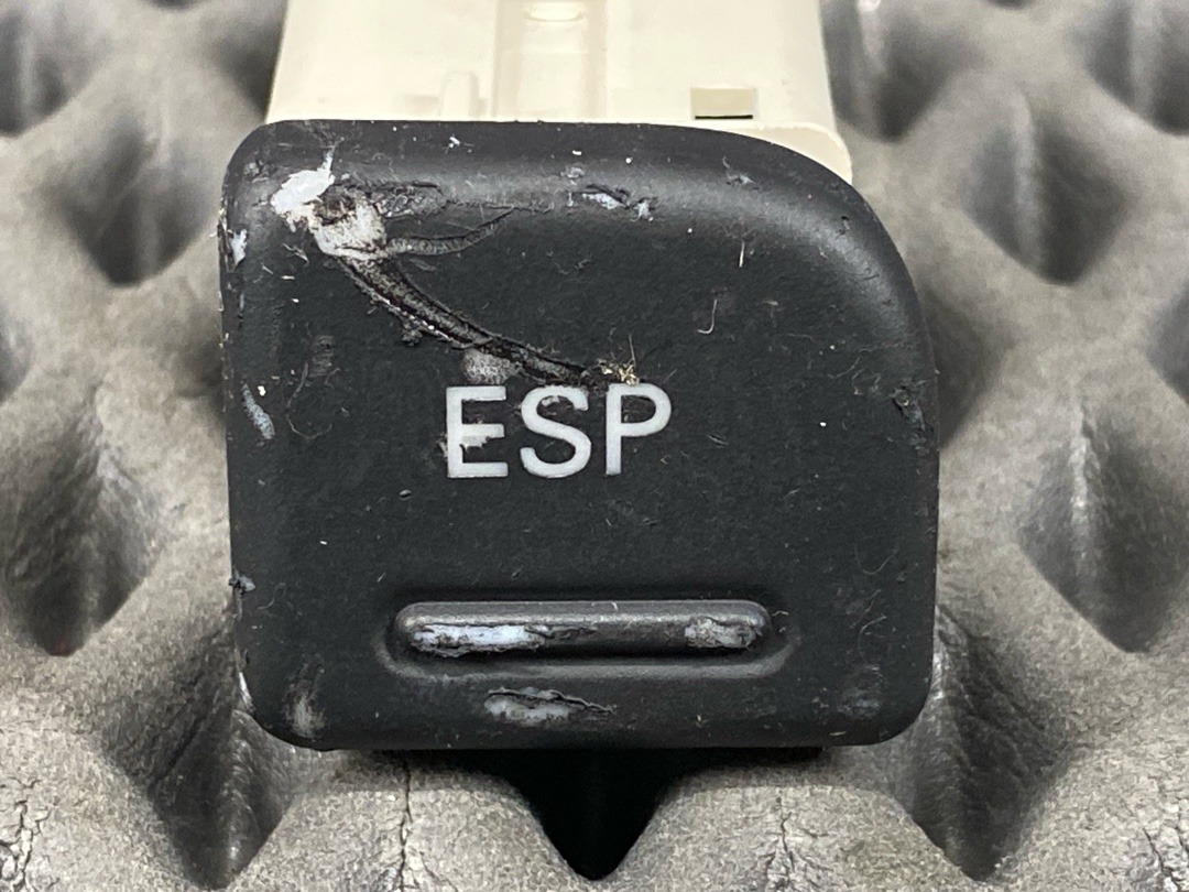 Кнопка ESP, 360 рублей, Красноярск