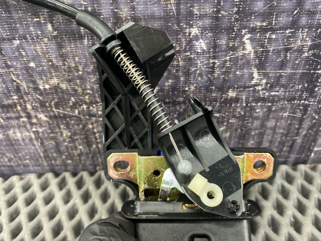 Замок багажника, 3720 рублей, Красноярск