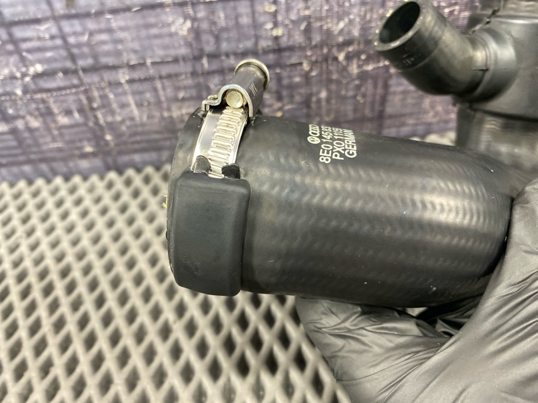 Патрубок интеркуллера, 2210 рублей, Красноярск