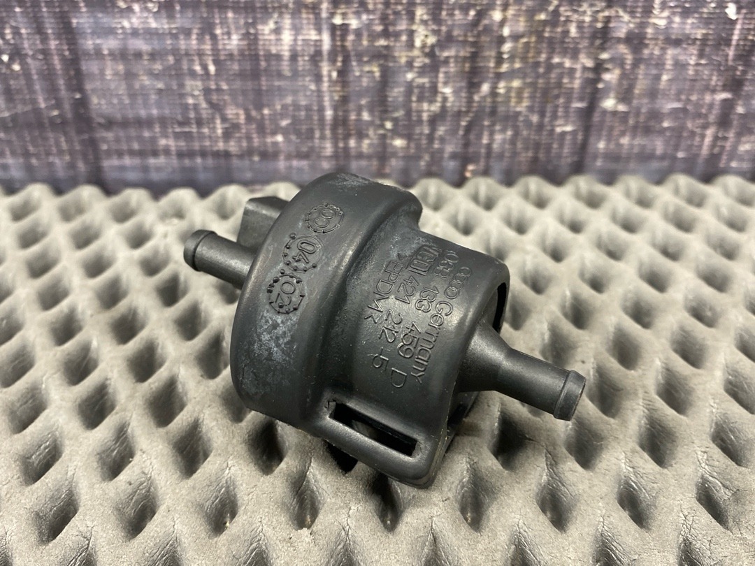 Клапан вентиляции топливного бака, 2230 рублей, Красноярск