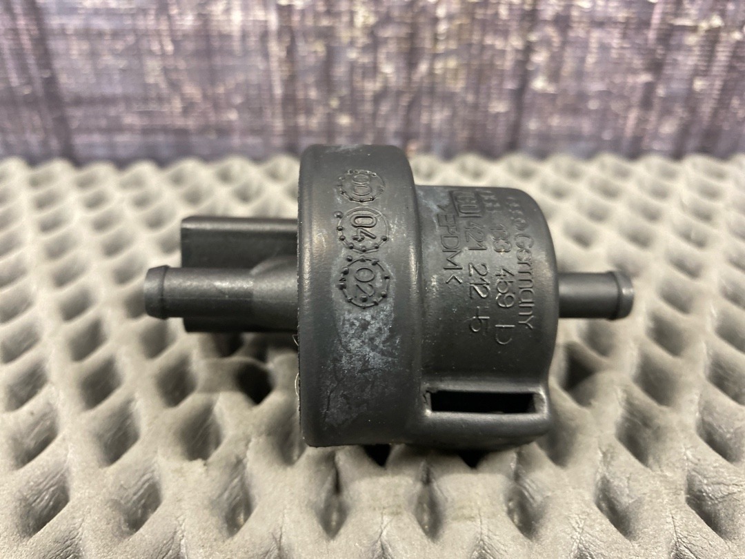 Клапан вентиляции топливного бака, 2230 рублей, Красноярск