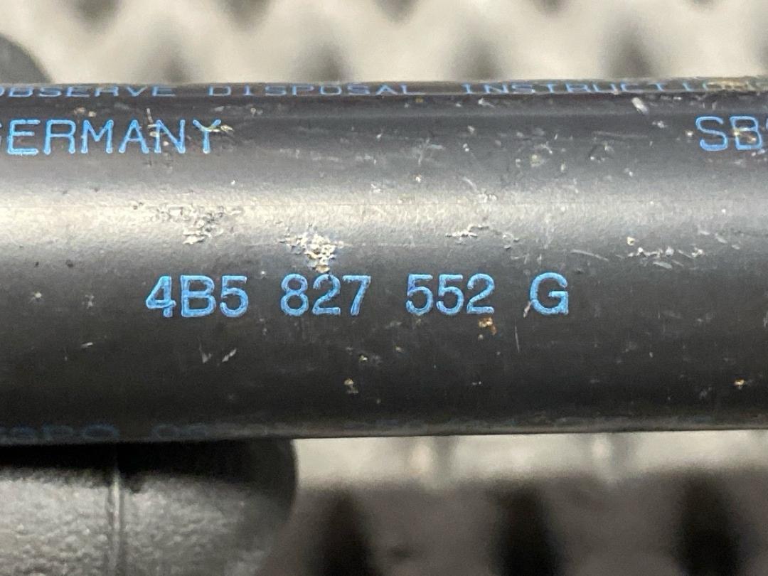 Амортизатор багажника, 730 рублей, Красноярск