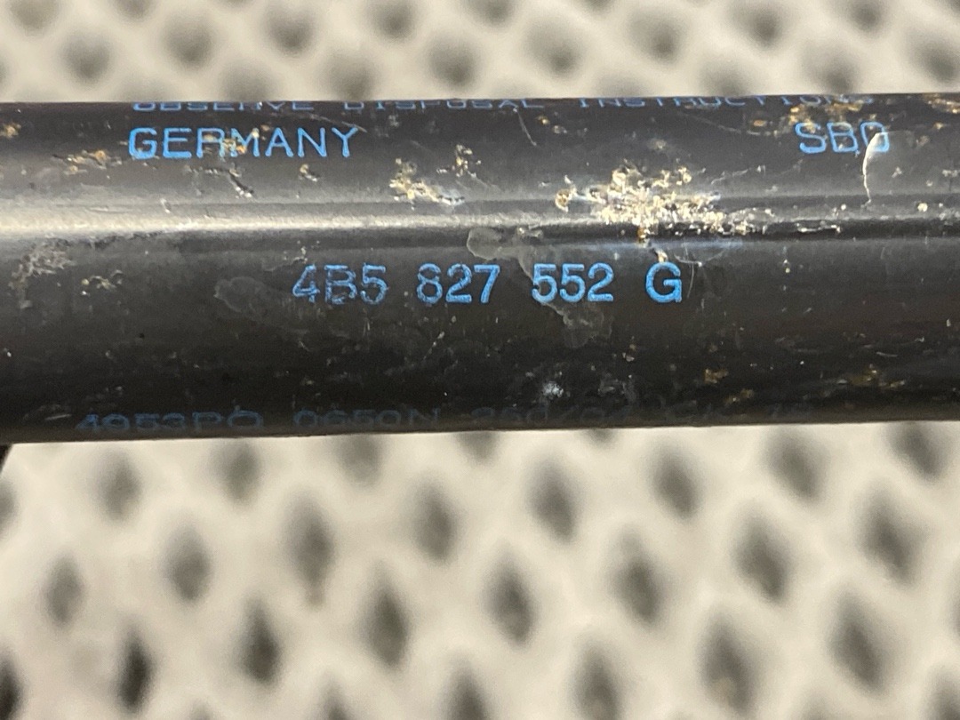 Амортизатор багажника, 730 рублей, Красноярск