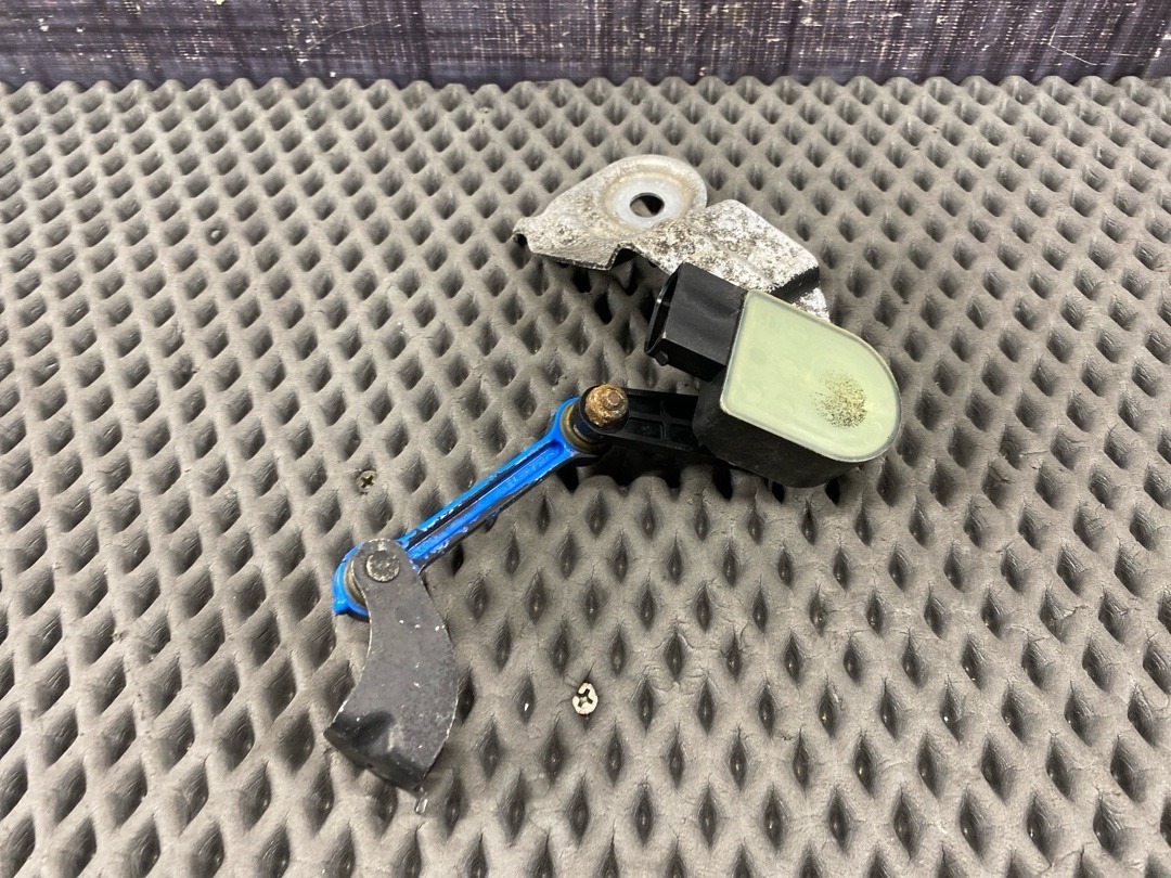 Датчик уровня подвески, 4360 рублей, Красноярск