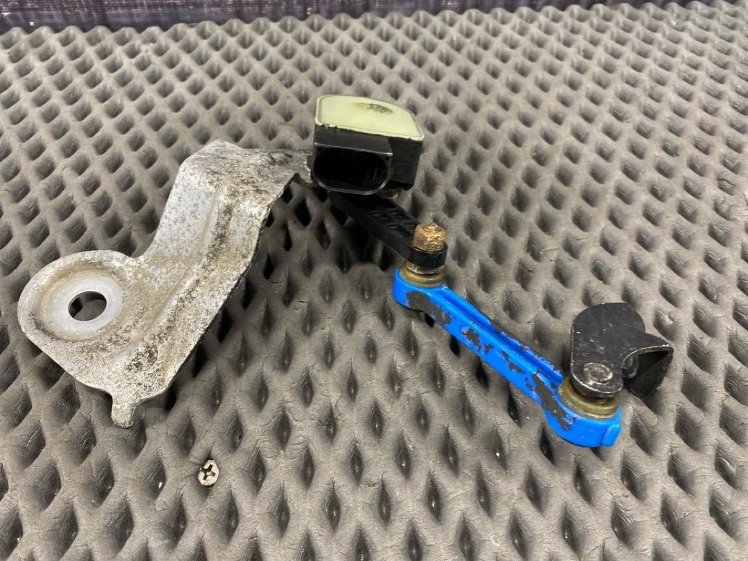 Датчик уровня подвески, 4360 рублей, Красноярск