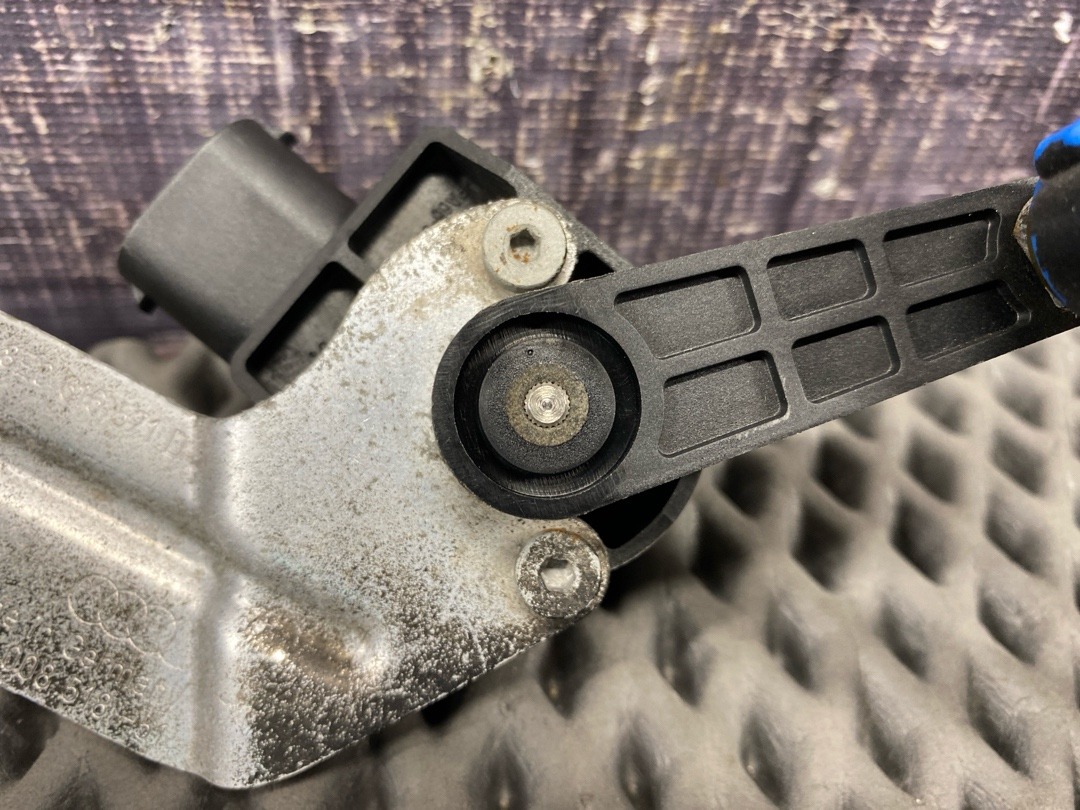 Датчик уровня подвески, 4360 рублей, Красноярск