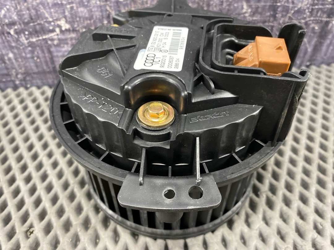 Мотор печки, 2560 рублей, Красноярск