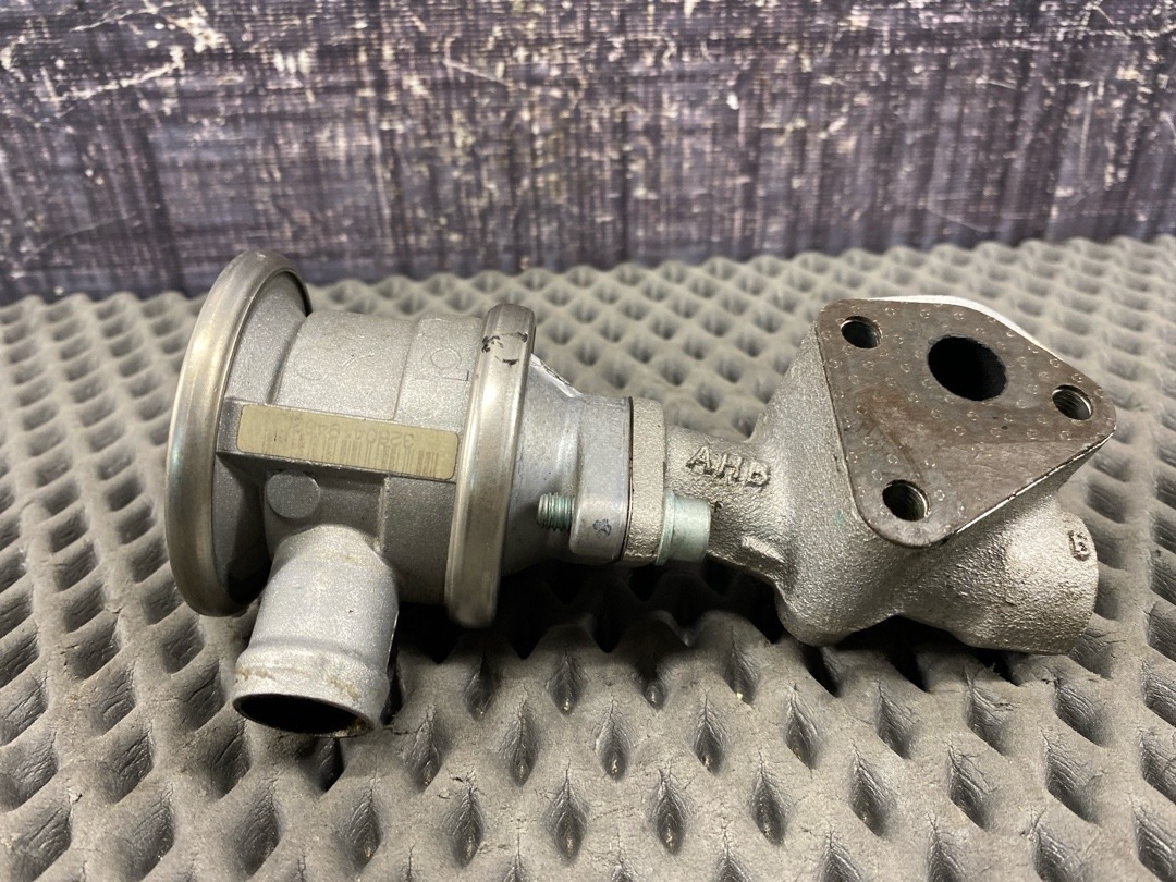 Клапан рециркуляции выхлопных газов, 3020 рублей, Красноярск