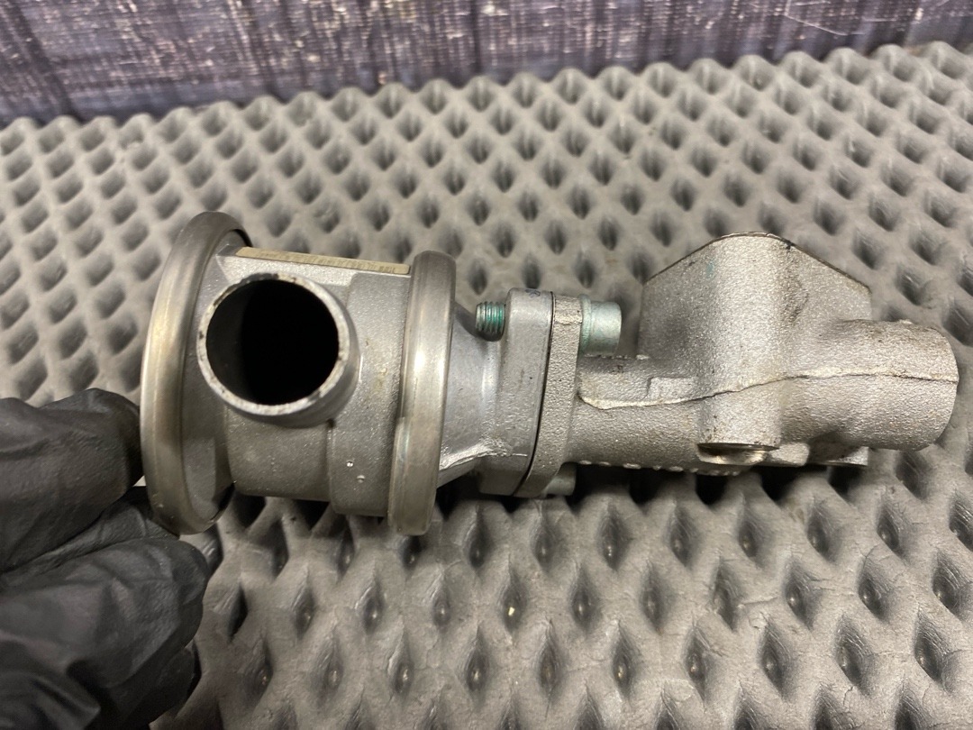 Клапан рециркуляции выхлопных газов, 3020 рублей, Красноярск