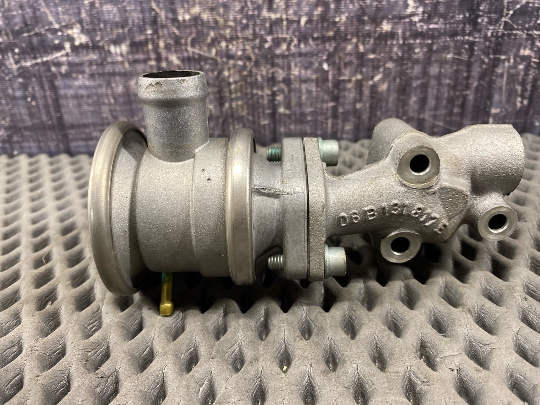 Клапан рециркуляции выхлопных газов, 3020 рублей, Красноярск