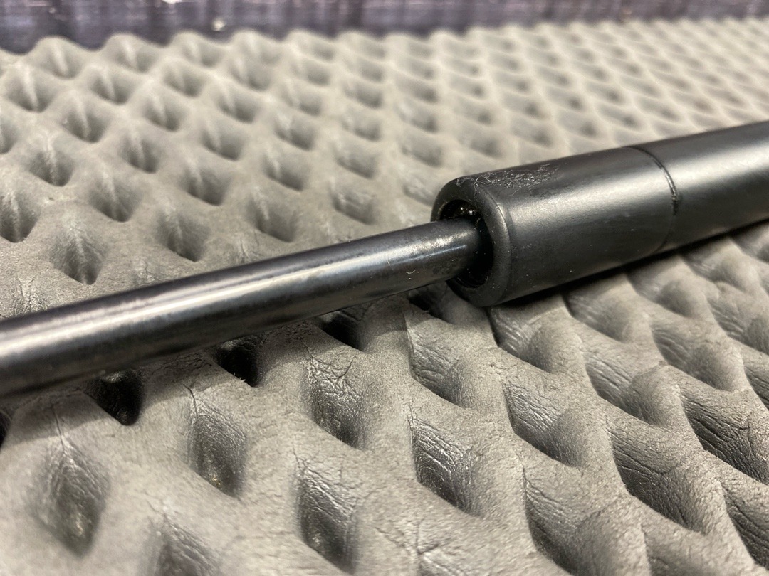 Амортизатор капота, 910 рублей, Красноярск